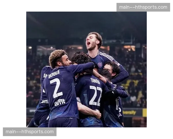 英超财务公平法案下的基建竞赛：利兹联6.5亿英镑球场扩建利用规则红利